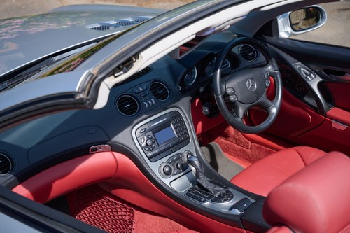 2003 Mercedes-Benz SL350 R230 For Sale (picture 8 of 173)
