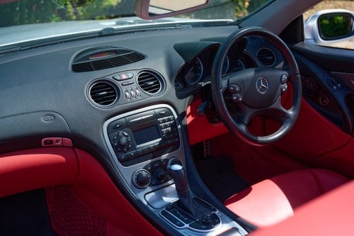 2003 Mercedes-Benz SL350 R230 For Sale (picture 12 of 173)