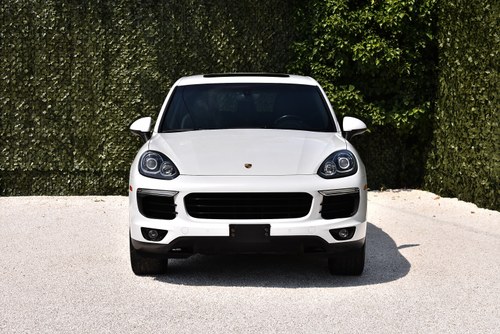 2015 Porsche Cayenne S SUV 3,6L V6 à vendre (picture 2 of 87)