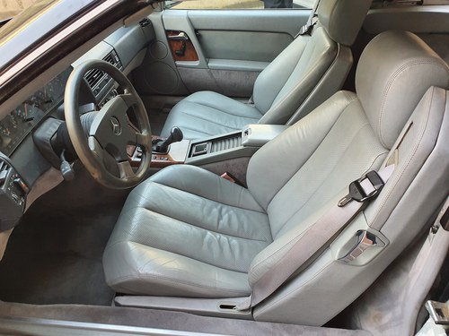 1991 Mercedes-Benz 300 SL-24 R129 - Manual In vendita (immagine 52 di 90)