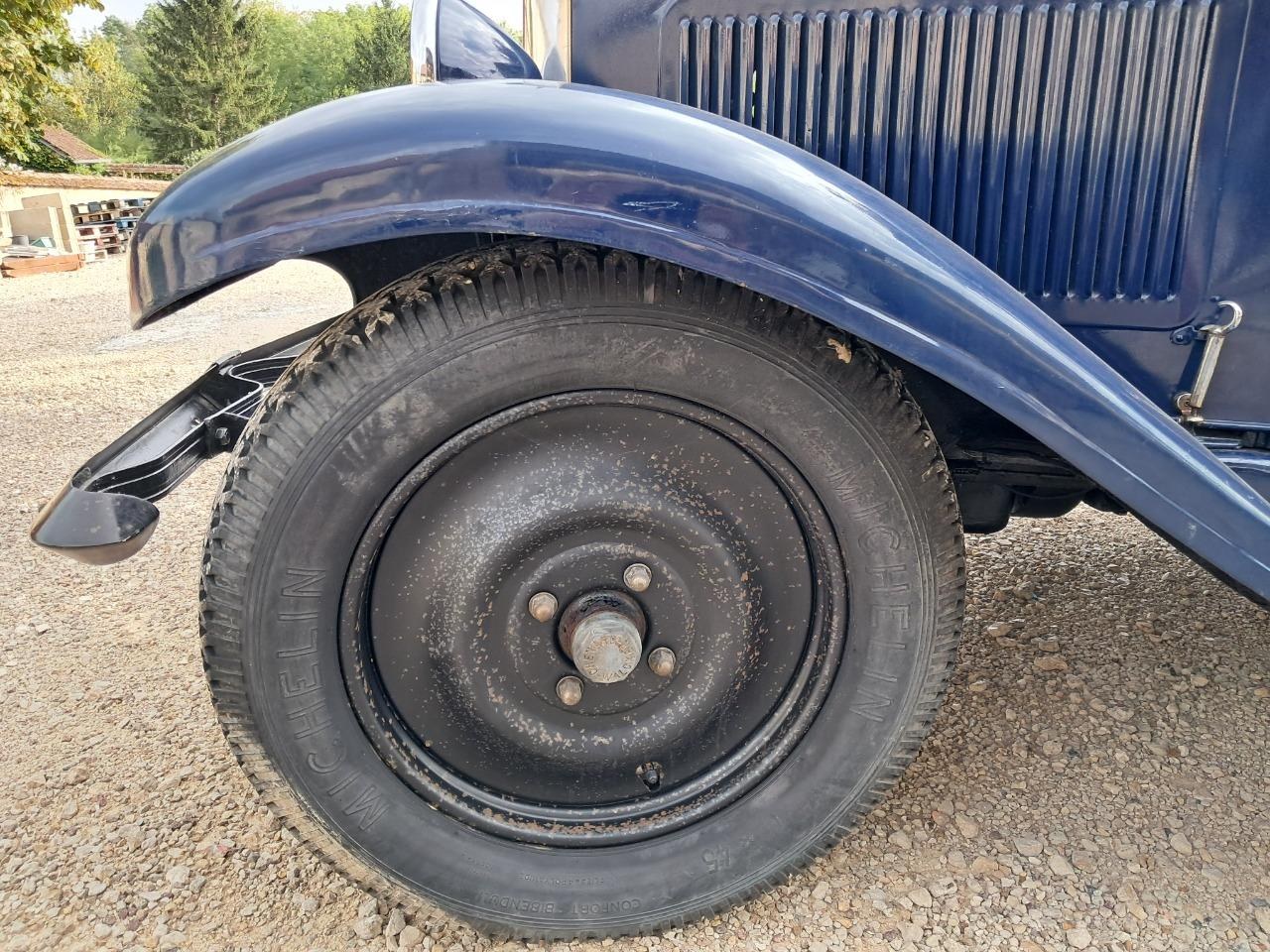 1932 CHENARD ET WALCKER Y9C 4 portes 1950, foto 6