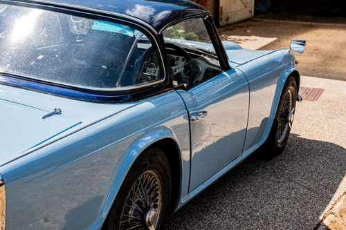 1963 Triumph TR4 Surrey Top Overdrive RHD à vendre (picture 53 of 88)