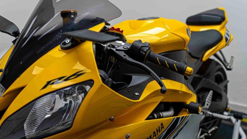 2007 Yamaha YZF R6 - 2 2007 Yamaha YZF R6 - 2