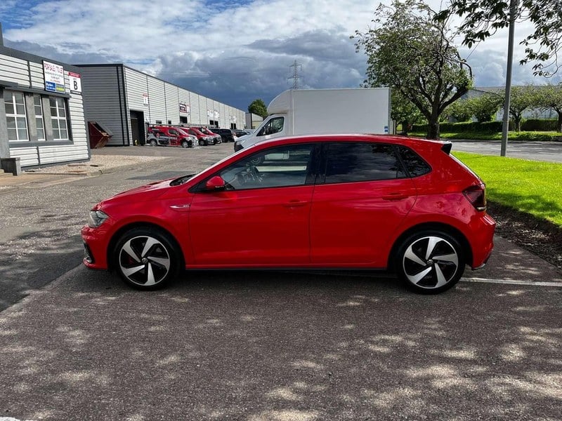 2021 Volkswagen Polo - 2 2021 Volkswagen Polo - 2
