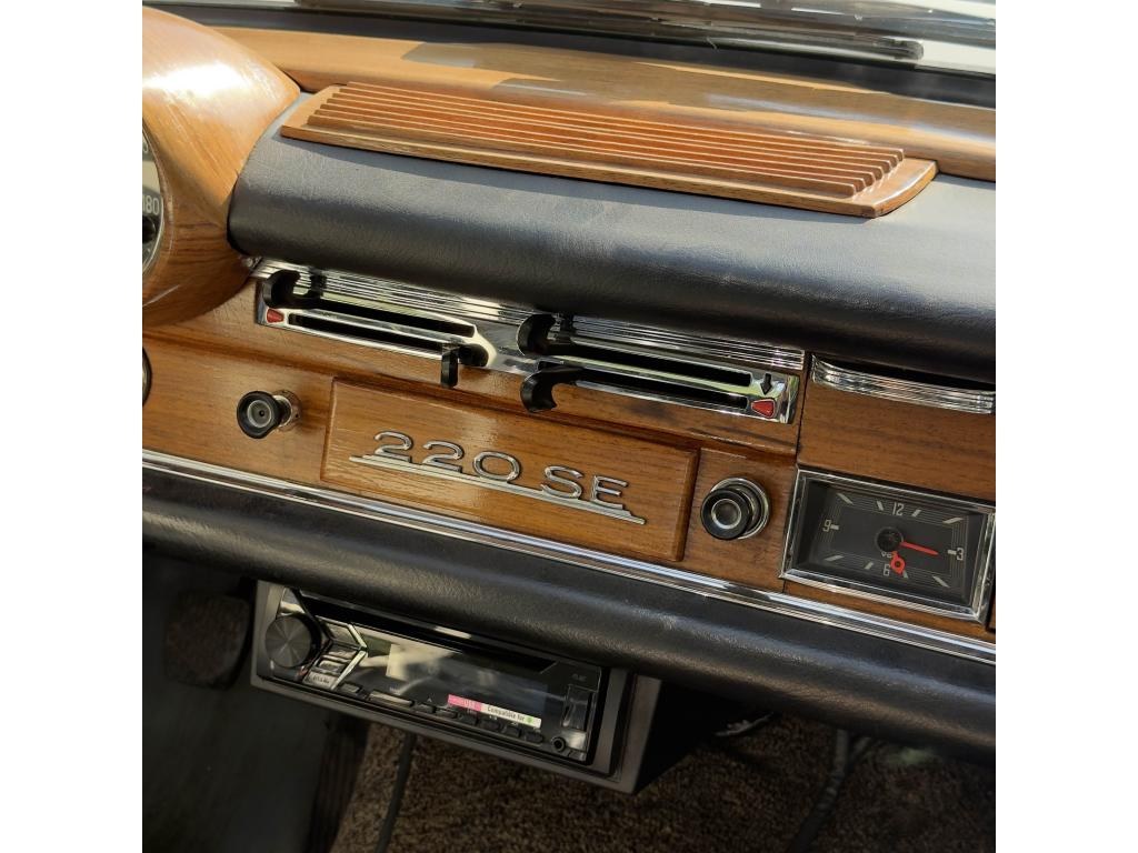1965 MERCEDES CLASSE S 220 SE W111, foto 10