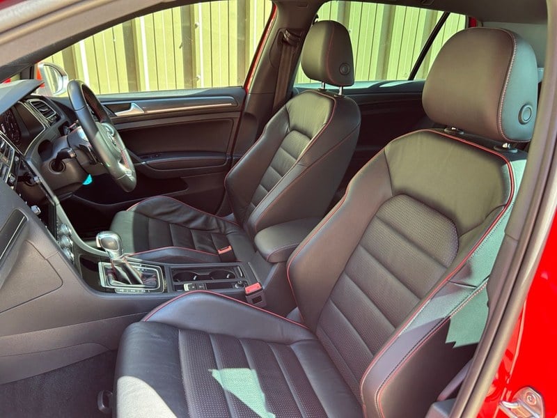 2018 Volkswagen Golf - 2 2018 Volkswagen Golf - 2