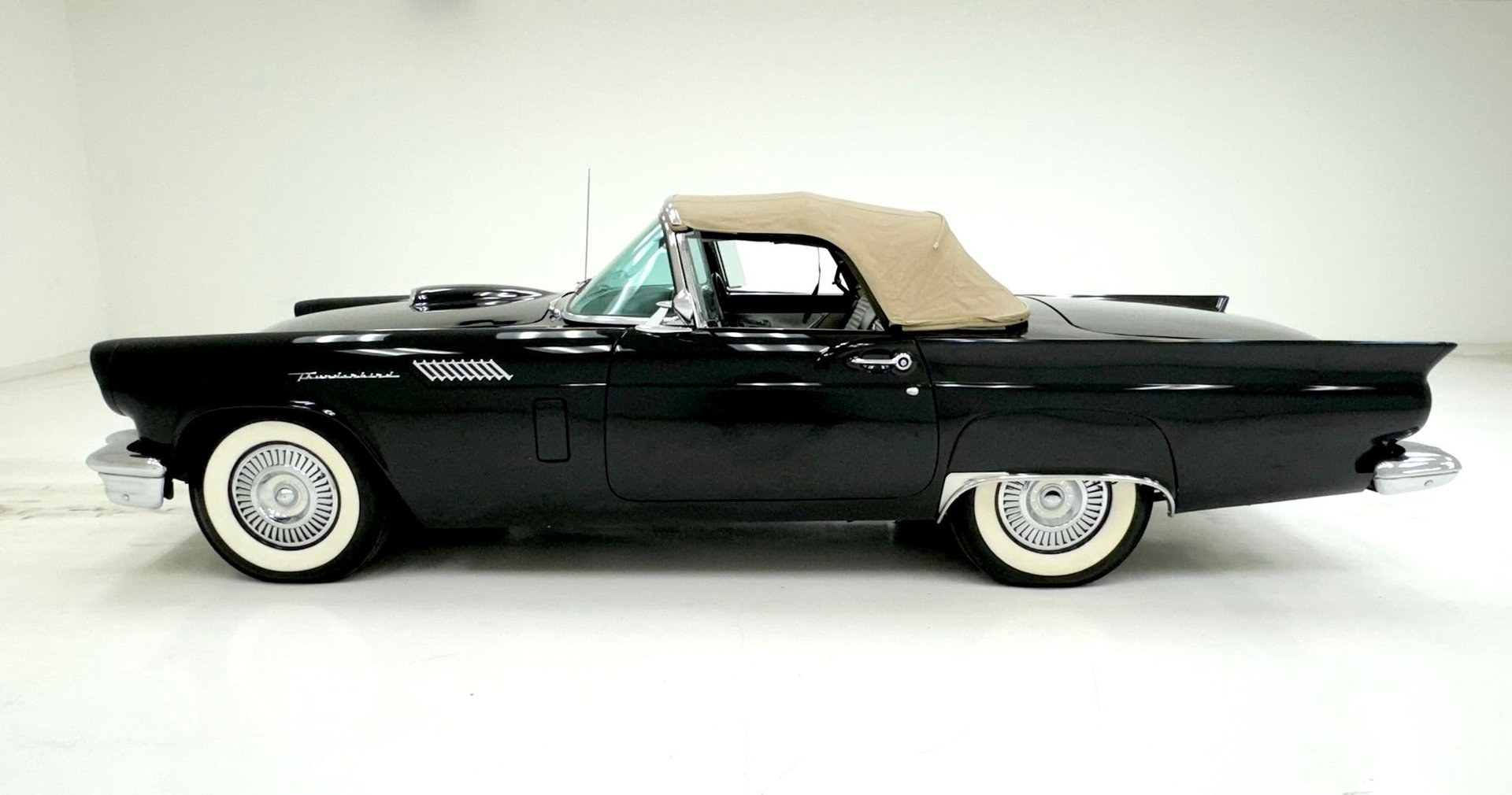 1957 Ford Thunderbird Roadster, foto 4