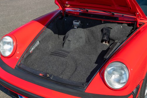 1985 Porsche 911 Carrera Sport 3.2L Coupe RHD Te koop (foto 59 van 285)