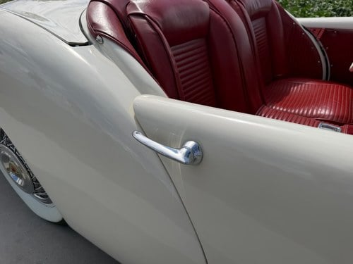 1954 Kaiser Darrin For Sale (picture 76 of 100)