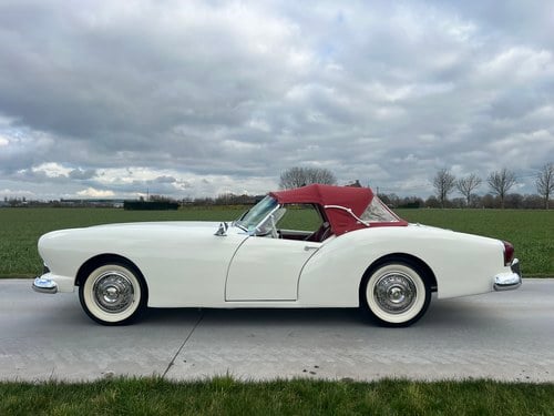1954 Kaiser Darrin For Sale (picture 10 of 100)