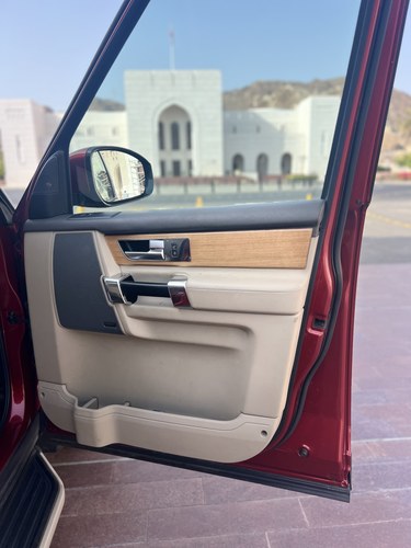 2014 Land Rover LR4 3L Supercharged SCV6 HSE For Sale (picture 82 of 116)