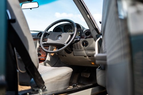 1984 Mercedes-Benz 280 SL R107 - 38,955 miles For Sale (picture 68 of 313)