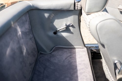 1984 Mercedes-Benz 280 SL R107 - 38,955 miles For Sale (picture 80 of 313)