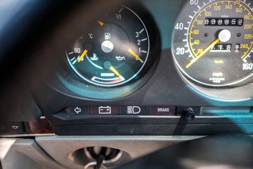 1984 Mercedes-Benz 280 SL R107 - 38,955 miles For Sale (picture 92 of 313)