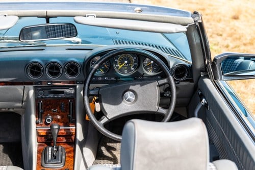 1984 Mercedes-Benz 280 SL R107 - 38,955 miles For Sale (picture 128 of 313)