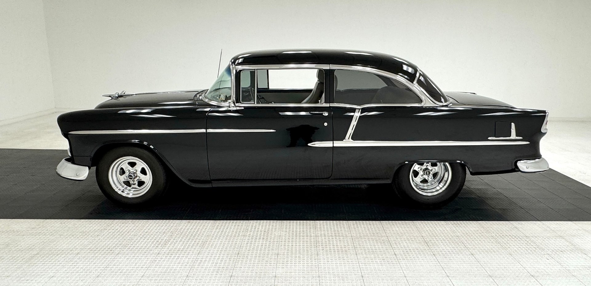 1955 Chevrolet Bel Air 2 Door Sedan, foto 2