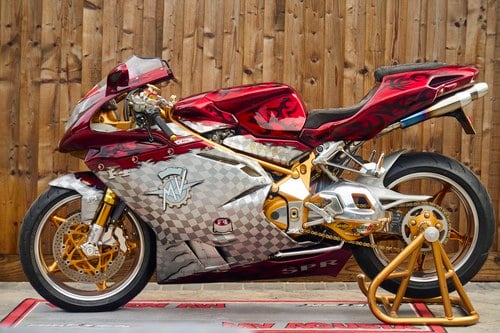 2001 MV Agusta F4 750 by John Tooze of Born To Be Wild till salu (bild 22 av 124)