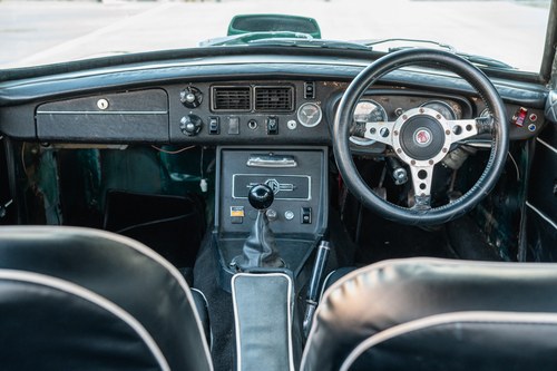 1973 MG B GT 3.5L V8 Restomod Te koop (foto 49 van 148)