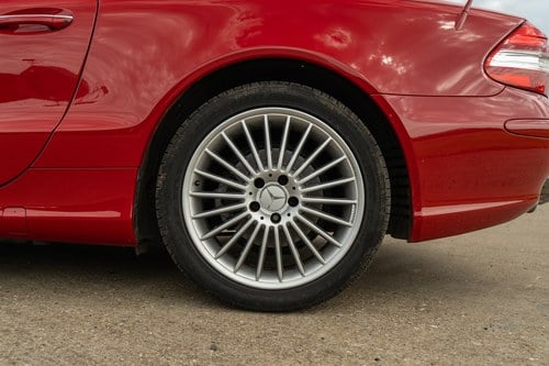 2007 Mercedes-Benz SL 350 R230 - 35,935 miles zum Verkauf (Bild 27 von 46)