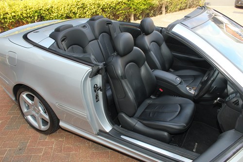 2008 Mercedes-Benz CLK280 Sport Automatic W209 For Sale (picture 57 of 160)
