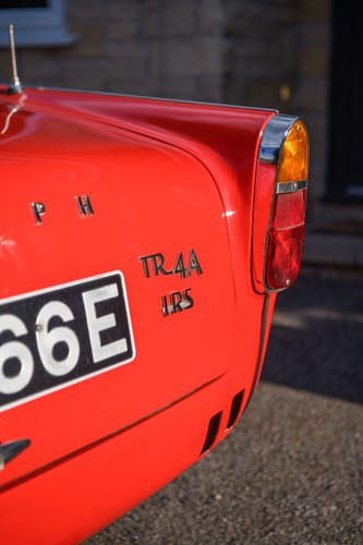 1967 Triumph TR4A IRS ‘Surrey Top’ RHD à vendre (picture 70 of 117)