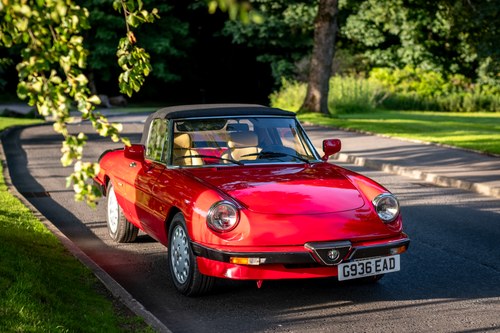 1990 Alfa Romeo Spider zum Verkauf (Bild 34 von 134)