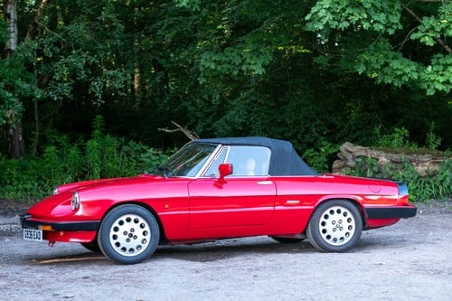 1990 Alfa Romeo Spider zum Verkauf (Bild 33 von 134)