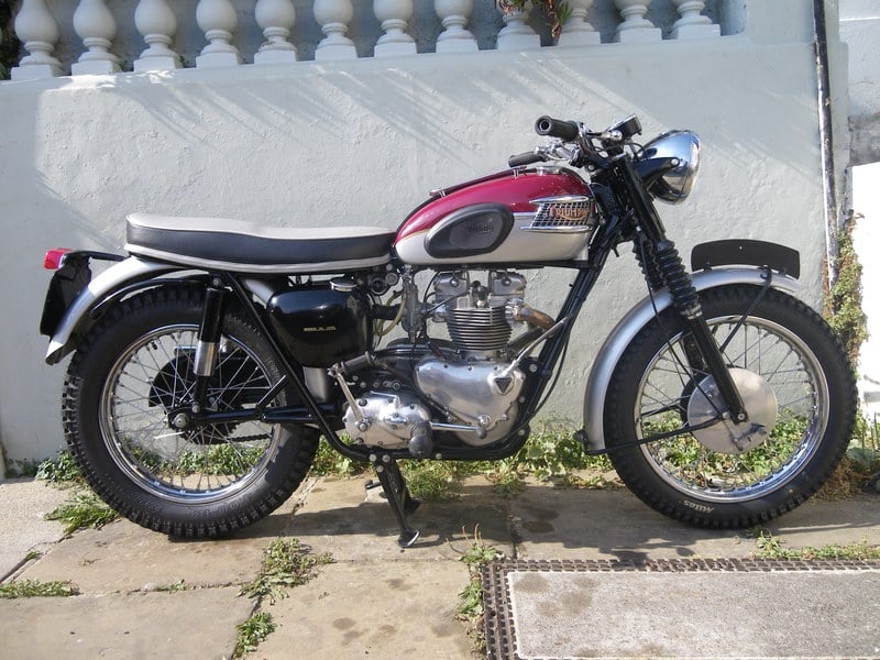 1960 TRIUMPH TROPHY TR6R - 1 1960 TRIUMPH TROPHY TR6R - 1