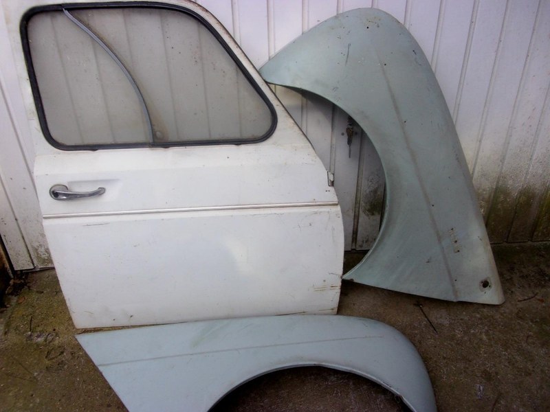RENAULT 4L (R4L) - 1 RENAULT 4L (R4L) - 1