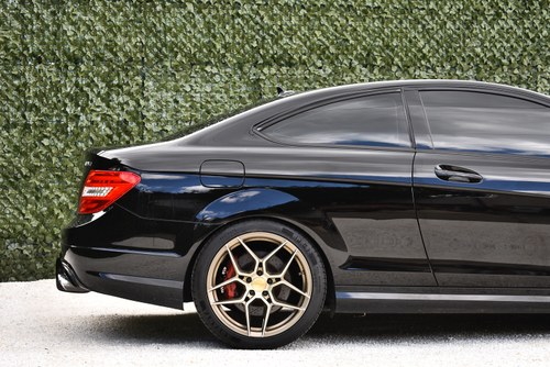 2014 Mercedes-Benz C63 AMG Coupe 6,3L V8 Te koop (foto 41 van 73)