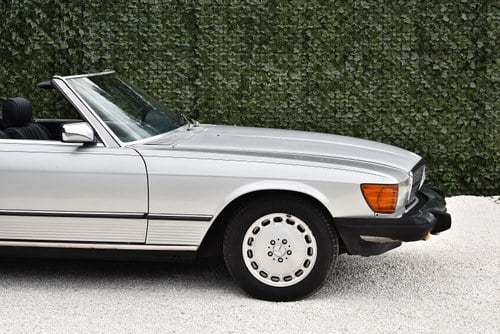 1984 Mercedes-Benz 380SL R107 zum Verkauf (Bild 50 von 86)