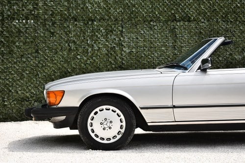 1984 Mercedes-Benz 380SL R107 zum Verkauf (Bild 60 von 86)