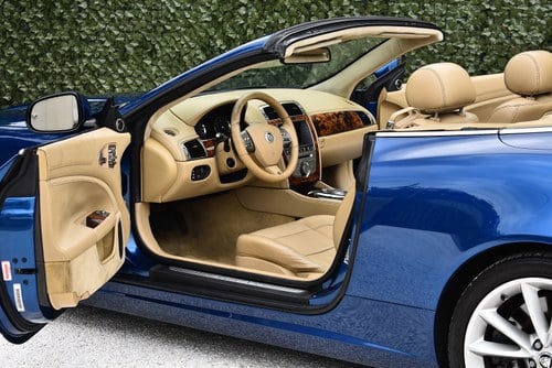 2010 Jaguar XKR Convertible 5,0L V8 Te koop (foto 24 van 83)