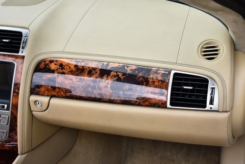 2010 Jaguar XKR Convertible 5,0L V8 Te koop (foto 44 van 83)