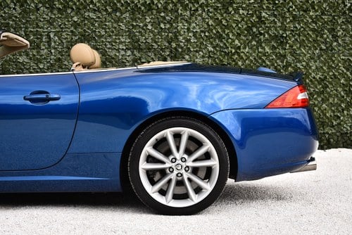2010 Jaguar XKR Convertible 5,0L V8 Te koop (foto 73 van 83)