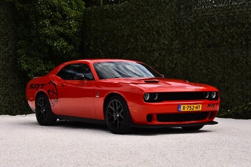 Image 1 for 2015 Dodge Challenger SRT8