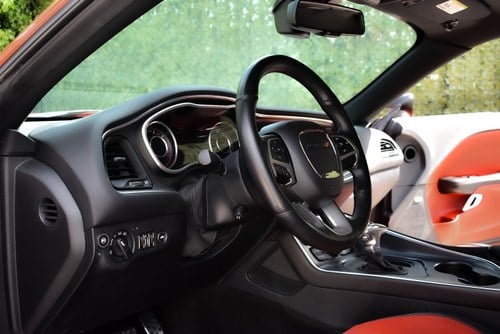 Image 4 for 2015 Dodge Challenger SRT8