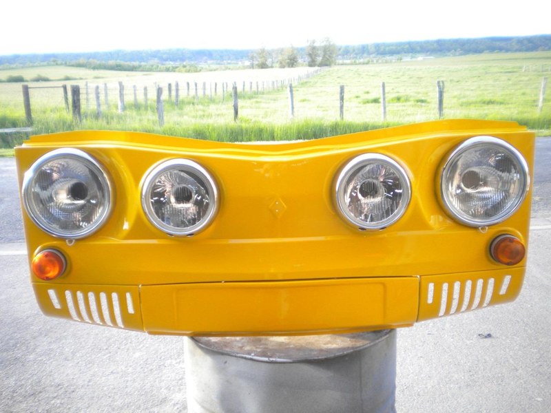 RENAULT 8 (R8) - 1 RENAULT 8 (R8) - 1