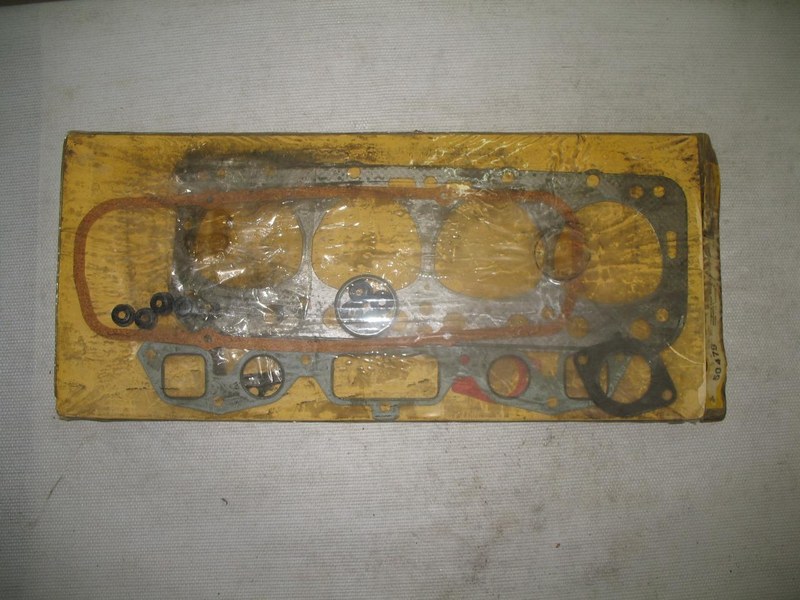 FORD 17 M - 1 FORD 17 M - 1