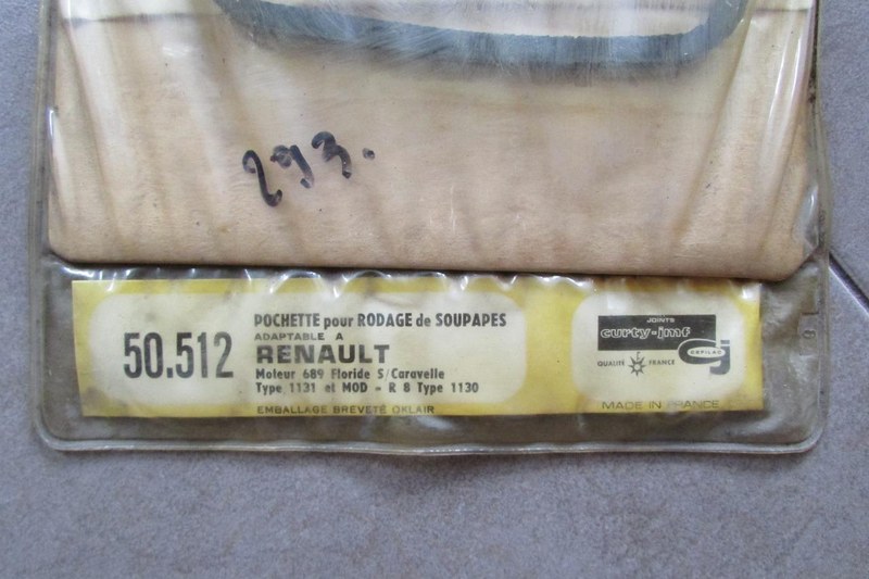RENAULT Caravelle - 2 RENAULT Caravelle - 2
