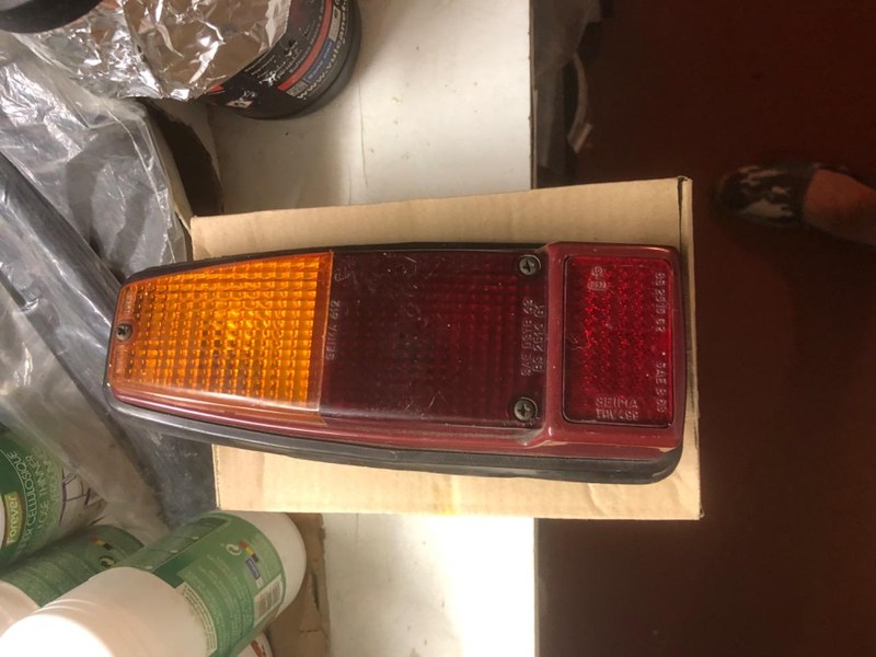 RENAULT 8 (R8) - 1 RENAULT 8 (R8) - 1
