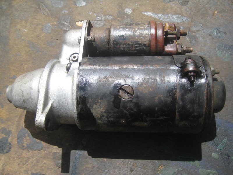 RENAULT 4 (R4) - 1 RENAULT 4 (R4) - 1