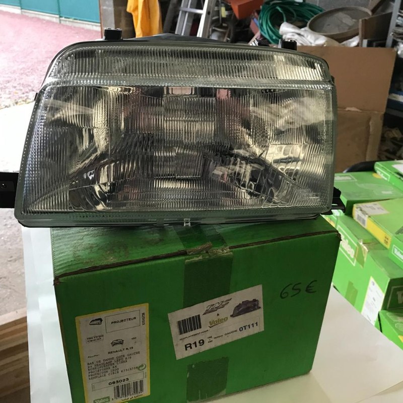RENAULT 19 (R19) - 1 RENAULT 19 (R19) - 1
