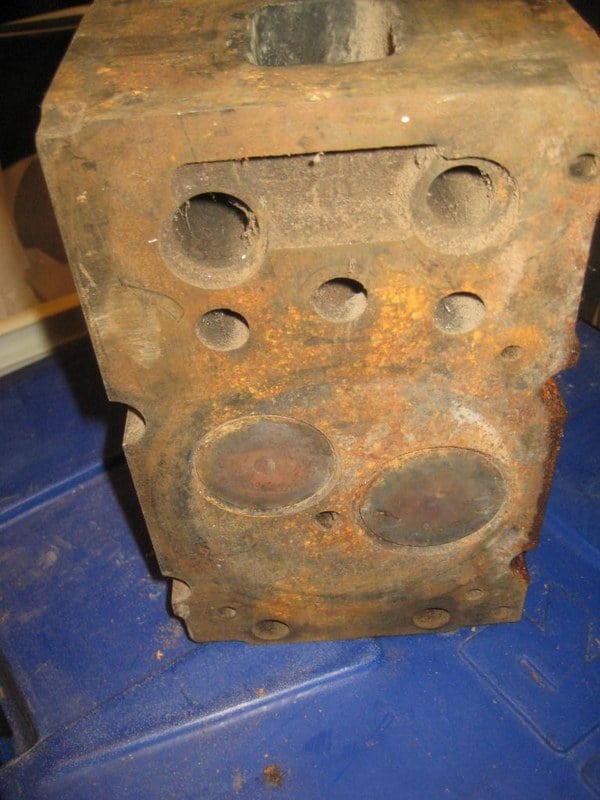 RENAULT - 2 RENAULT - 2