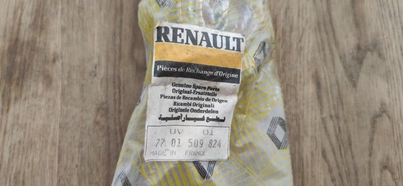 RENAULT Estafette - 2 RENAULT Estafette - 2
