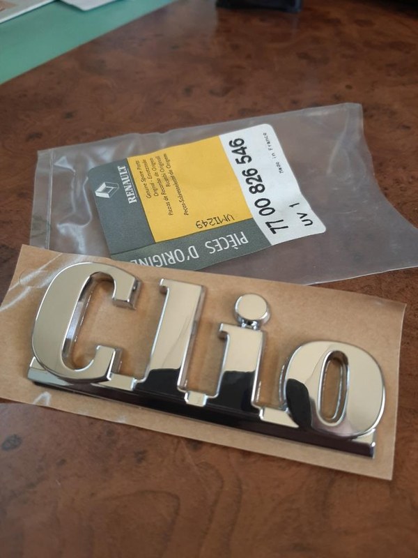 RENAULT Clio - 1 RENAULT Clio - 1