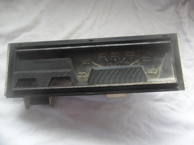 RENAULT 6 (R6) - 1 RENAULT 6 (R6) - 1