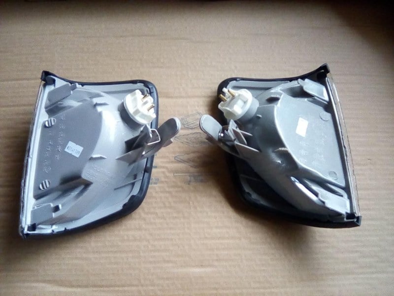 MERCEDES 300 - 2 MERCEDES 300 - 2