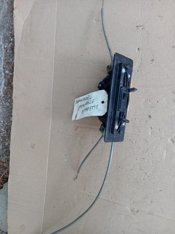 RENAULT Estafette - 2 RENAULT Estafette - 2
