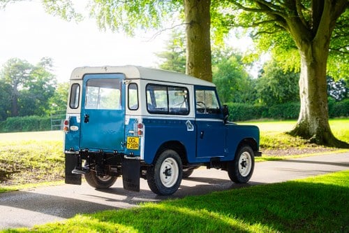 1977 Land Rover Series III 88" Te koop (foto 21 van 132)